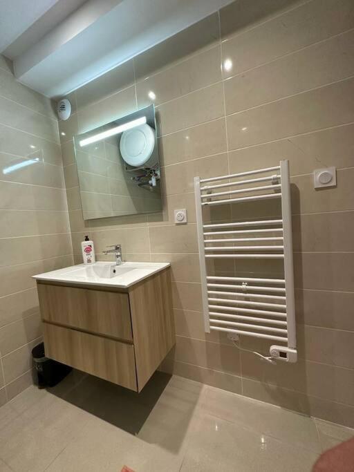 Ferienwohnung Cocoon 52 M2 New, Beautiful View Castle And Mountain Foix Exterior foto