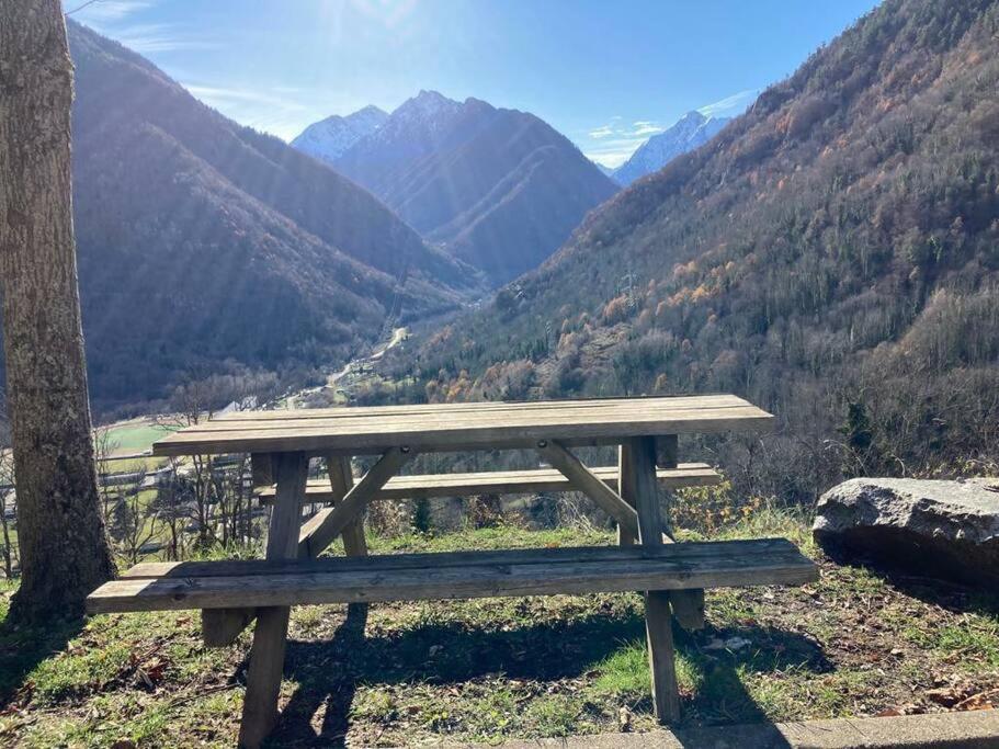 Ferienwohnung Cocoon 52 M2 New, Beautiful View Castle And Mountain Foix Exterior foto